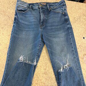 Kut From The Kloth Charlize Fab Ab High Rise Cigarette Jeans – Size 10 – Frayed